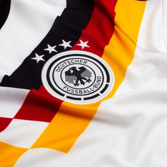 Maillot Équipe d'Allemagne Domicile Coupe du Monde 2026 — Détail écusson