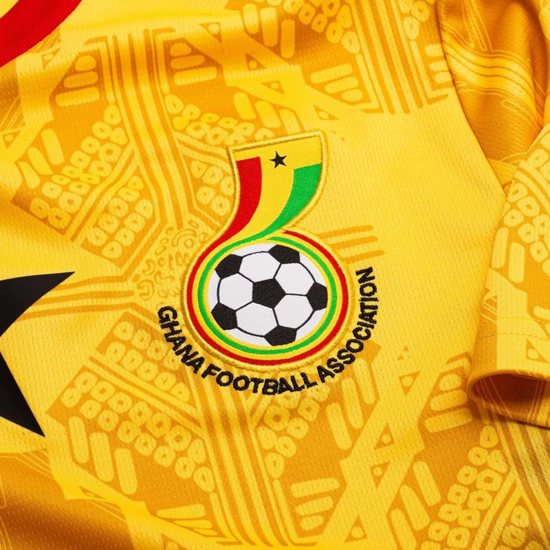 Maillot Football Blanc Détails Rouges Extérieur 2026